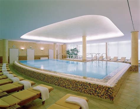 Lindner Hotel Cologne Am Dom, part of JdV by Hyatt Pool: Pictures ...
