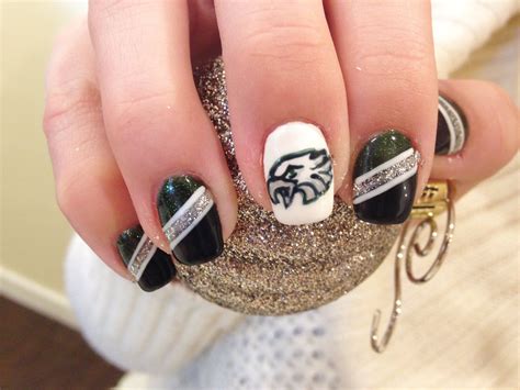 The Nail Bar on Twitter | Eagle nails, Football nails, Nails