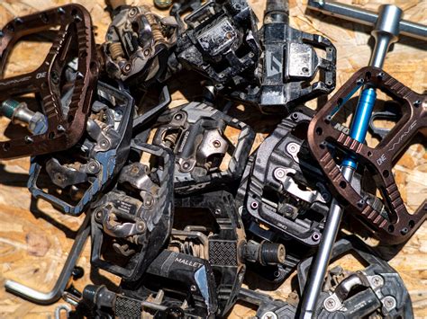 The Best MTB Pedals in 2025 - BikeMag