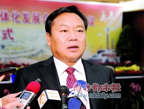 广州6名新任副市长 4人是博士 贡儿珍为唯一女副市长(图)_中国经济网——国家经济门户
