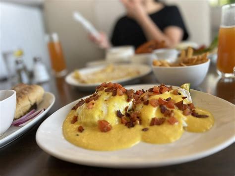 New French-inspired cafe in Arlington serves breakfast and brunch all ...