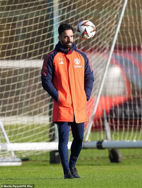Marcus Rashford spotted in Man United training for the first time since ...
