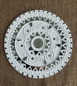 KUTCHCRAFT Handmade Kutchhi Mud and Mirror Hand Art Work (Lippan Kam ...