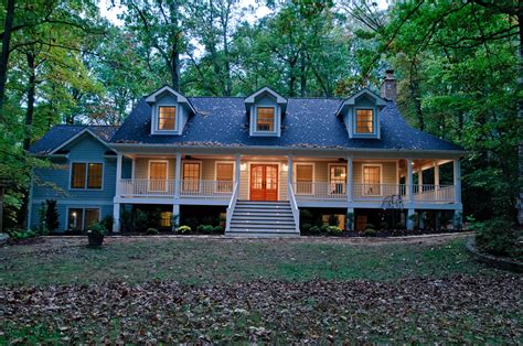 Bi Level Home Exterior Makeover How To Modernize The Exterior Of A