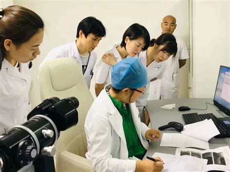 上海三医院眼科专家排名，郝娟、郭文毅医生上榜_美呗眼科网