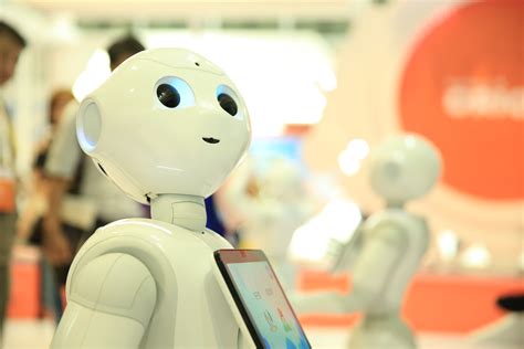 扫地机器人什么牌子好?2021如何选购智能扫地机器人丨艾肯家电网