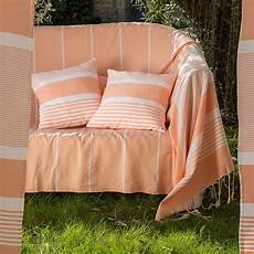 jete de canape jet 233 de canap 233 en coton 2 x 3m orange saumon et rayures jete de canape jet 233 de canap 233 en coton 2 x 3m orange saumon et rayures
