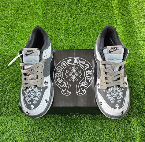 nike dunks | Heart shoes, Chrome hearts, Shoes