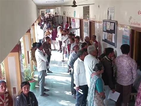 Free medical camp by AIMS Hospital in Botad