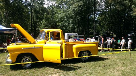 Photo Gallery | Ralph Smith Auction