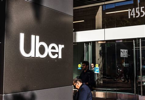 Uber is paying its drivers extra money if they make one big change to their cars: 'The ...