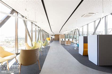 现代高端办公楼装修设计_锦弦办公空间设计公司