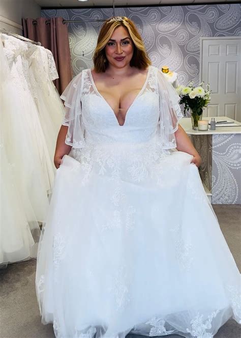 Boho Plus Size Wedding Dress