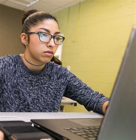 Computer Engineering Learning 的图像结果