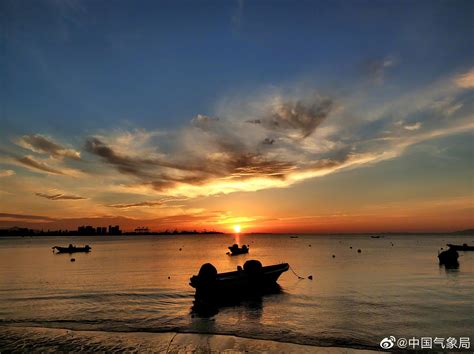 清晨， 福建厦门湖里区浦口村海边的美景 （@Peter连li