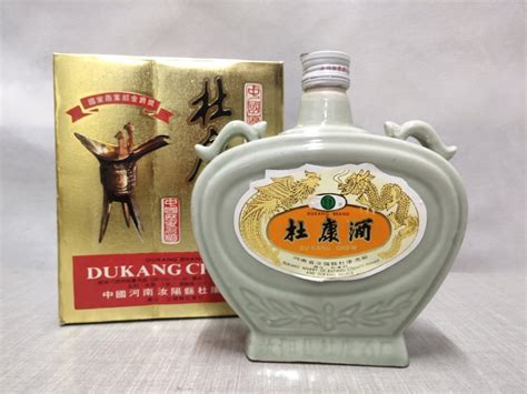 青州陈酿双瓶装白酒价格：高质量的口感值得掏出的价钱-香烟网