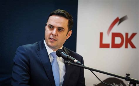 Abdixhiku: Për t’i marrë policët 2200 euro duhet të punojnë 20 orë në ...