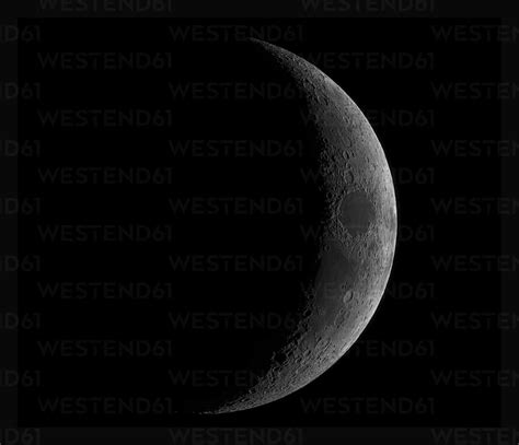 Waxing Crescent Moon Phase Personality at Alexander Feinstein blog