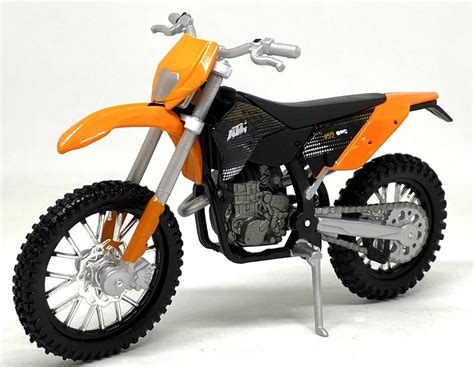 Buy Maisto Plastic Ktm Rc 390, Licensed scaled model of the actual ...