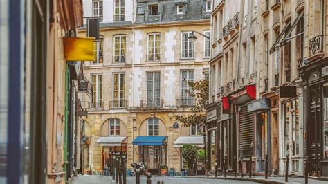Guide To Saint-Germain-des-Prés In Paris