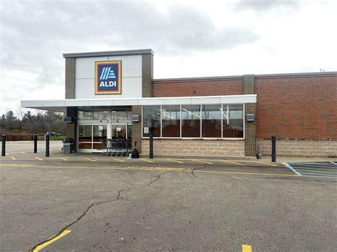 Big Rapids West Michigan ALDI temporarily closes its doors