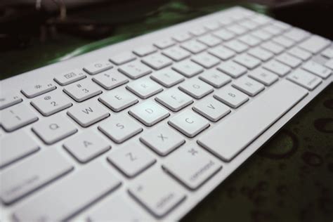 What is the ALT key on Mac and what is it used for?