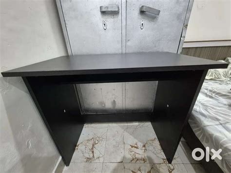 Computer/ home/ study table in brand new condition. D: 31.5x17.6x29.5 ...