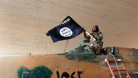 `War of flags` as Iraqi forces battle IS jihadists | World News | Zee News