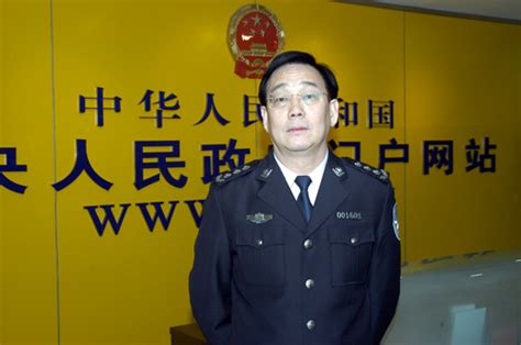 崔芝崑参观中国政府网