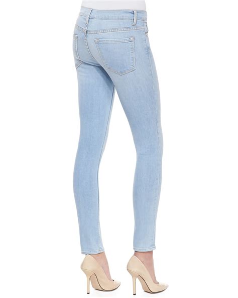 Frame Le Skinny Light-wash Jeans in Blue | Lyst