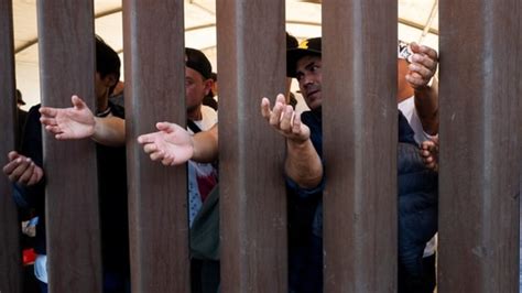 Title 42 regulations expire with chaos on US-Mexico border. 10 key ...