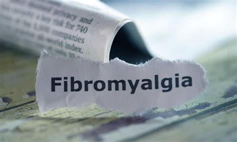 Fibromyalgia Linked to Higher Rates of Astigmatism, Dry Eye, and MGD: Study