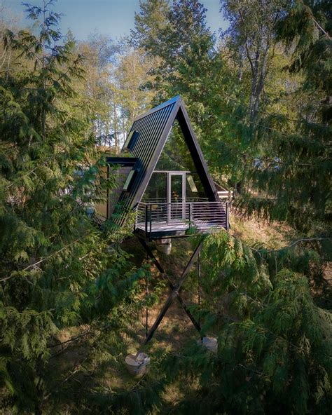 Canada Holiday Rentals & Homes | Airbnb