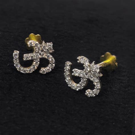 Best Diamond Second Stud Jewellery Collections in Kerala - Chungath ...