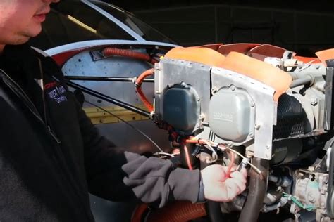 Compression Check Aircraft Piston Engine 的图像结果