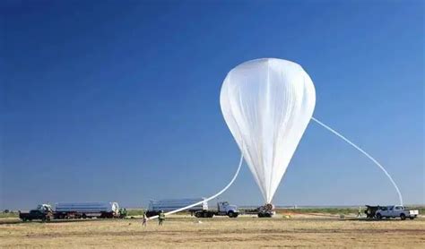 世界首次，氦气球带火箭升至四万米高空，带来突破性飞跃创新 - 哔哩哔哩