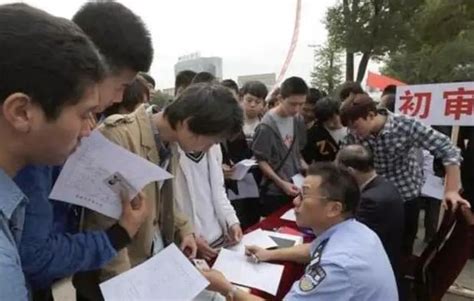 汕头招录670人（附详细职位表）！广东省2021年考试录用公务员公告来了！_报考者