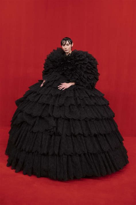 Balenciaga: Red carpet show, The Simpsons fashion premiere
