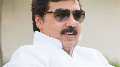 बीजेपी के समर्थन में आगे आए धनंजय सिंह, बीवी श्रीकला ने की अमित शाह से ...