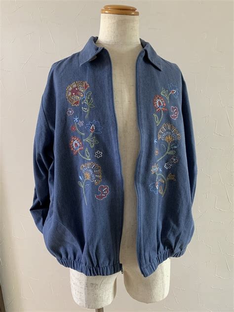 1990's Embroidery Zip-Up Jacket | Link