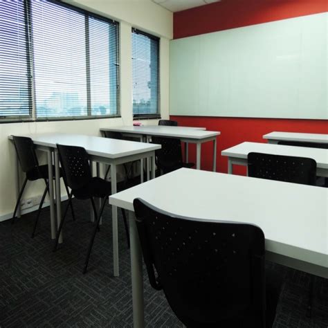 Computer Trenning Room 的图像结果