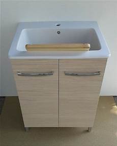 lavatoio in ceramica con mobile lavatoio ceramica mis l75x50 lavatoio in ceramica con mobile lavatoio ceramica mis l75x50