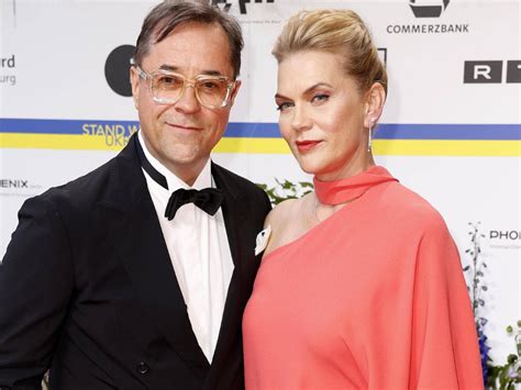 Jan Josef Liefers: Frau, Kinder, Familie, Vermögen, News