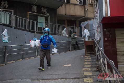 图集【100张图片 看武汉疫情影像史】_腾讯新闻