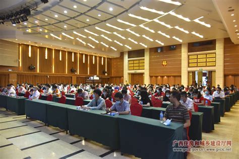 广西建设职业技术学院网上教务系统：http://jw.gxjsxy.cn/home.aspx
