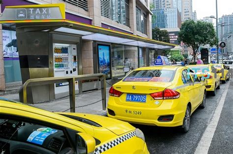 上海出租车也有“健康码”了！为保障安全，市民乘坐时可扫码登记 - 周到上海