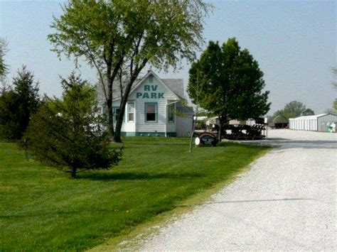 Hilltop Campground Maine: Scenic Views & Camping Fun