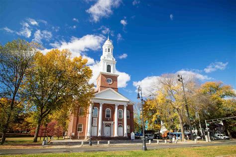 26 Connecticut Facts: Fun Facts About Connecticut To Read Now - Roaming ...