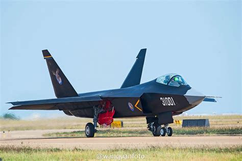 F-35 vs J-31: Can China’s Stealth J-31 Aircraft Match US' F-35 Fighter ...