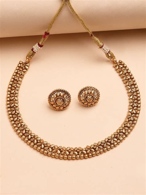 Karatcart Gold Plated Floral Design Engraved Temple Jewellery Set for